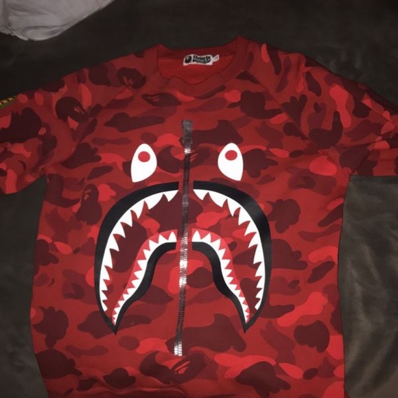 Red Bape crewneck Sz Lg AUTHENTIC - Picture 1 of 8